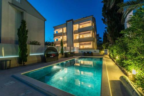 Apartments Villa Maelise