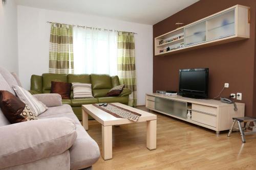 Apartment Orebic 10149a