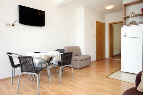 Apartment Drvenik Donja Vala 6701b