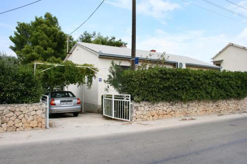 Apartment Arbanija 1124a