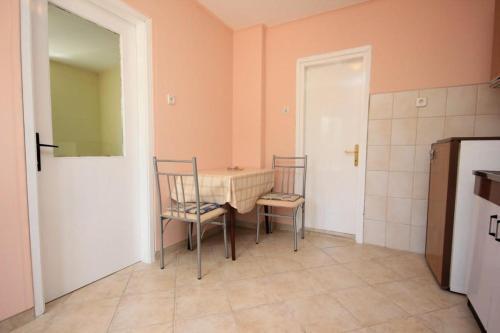 Apartment Opric 7716b