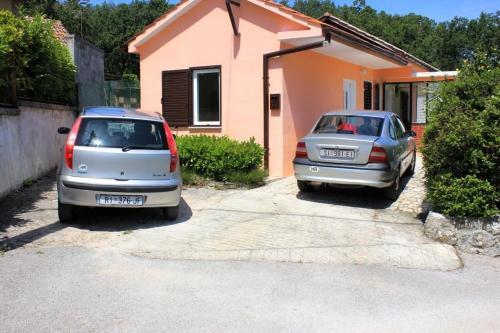 Apartment Opric 7716b