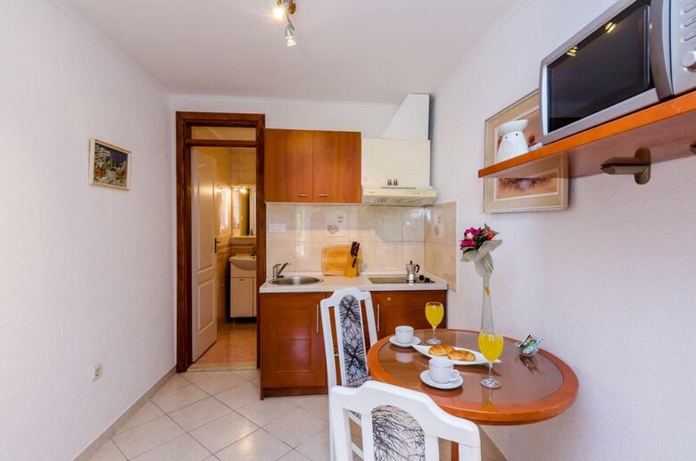 Apartments Nicol
