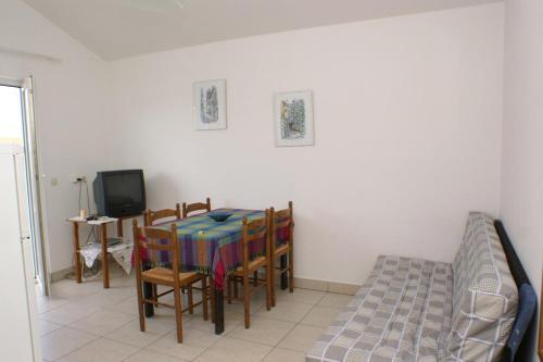 Apartments With A Parking Space Vodice - 4236