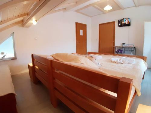 Hostal Rooms Mirabella