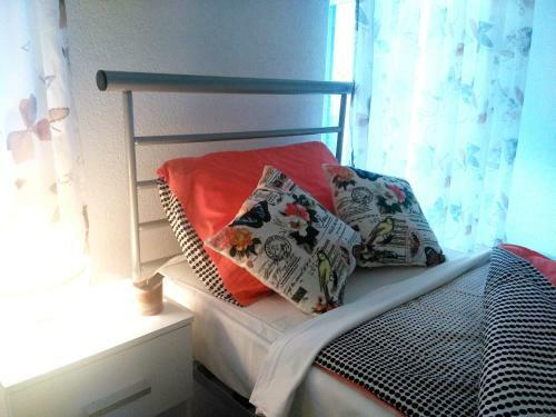 Hostal Rooms Mirabella