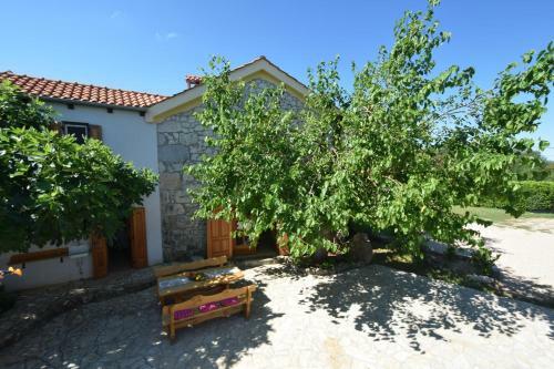 Villa Nadia