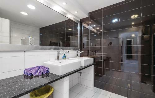 Holiday Home Kampor I