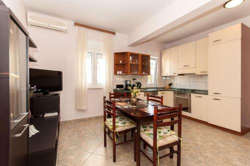 Apartment Pearl Rogoznica