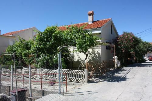 Apartments By The Sea Barbat (rab) - 4977
