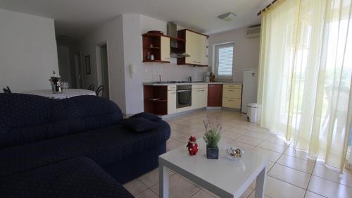 Apartment In Malinska/insel Krk 12989