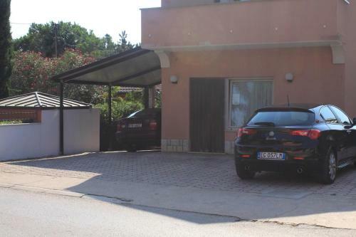Apartment Zambratija 6997b