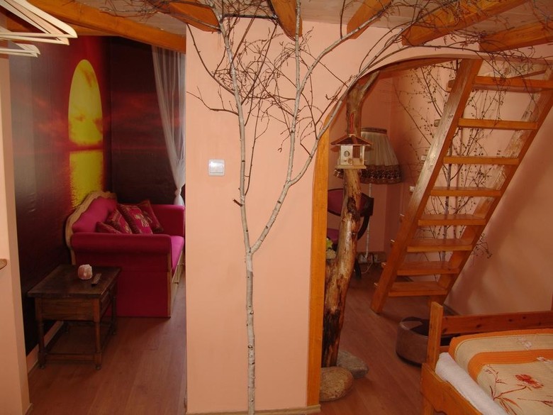 Hostal Artharmony Pension & Hostel