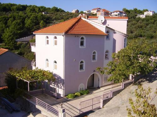 Apartamentos Villa Stella