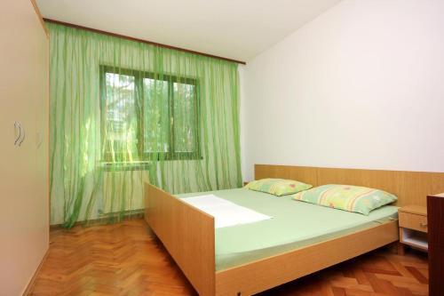 Apartments With A Parking Space Novalja (pag) - 9327