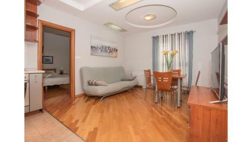 Brkic Apartment
