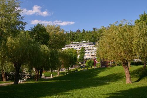 Postojna Cave Hotel Jama