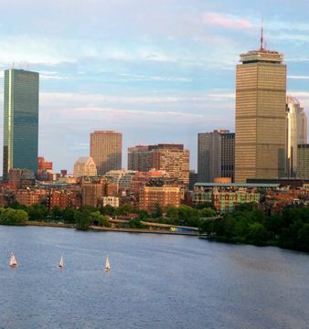 Hotel Embassy Suites Boston Logan Airport