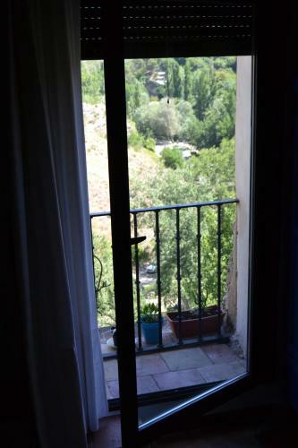 Apartamentos Cuevas Del Escardillo