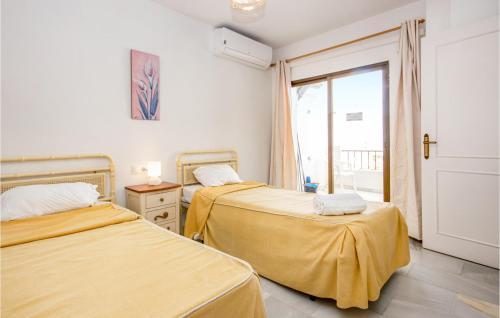 Holiday Apartment Calahonda With A Fireplace 04