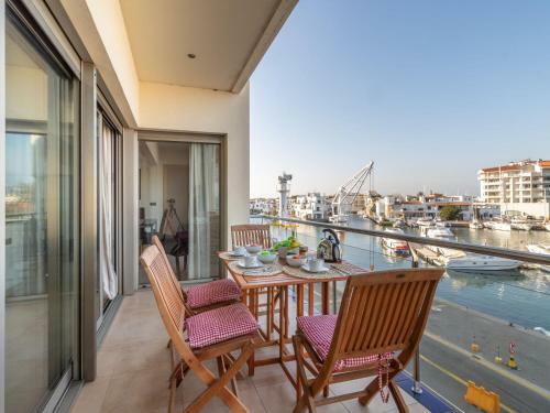 Apartment Del Port 01.1
