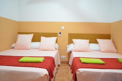 Hostal Village Guesthouse Barco