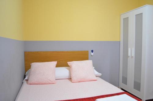 Hostal Village Guesthouse Barco