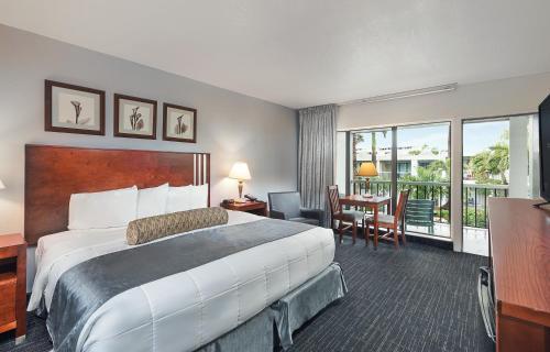 The Beachcomber Beach Resort & Hotel