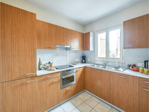 Four-bedroom Holiday Home In Lanzac