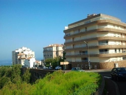 Rental Apartment Corsaires 2