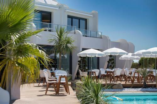 Hotel La Plage Art Et Emotions