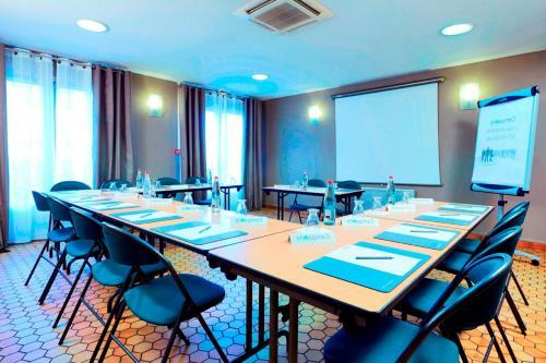 Hotel Campanile Metz - Jouy-aux-arches