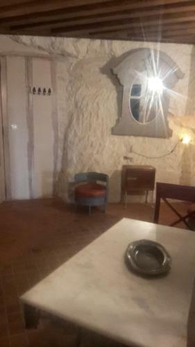 Demeure De La Vignole: Appartement Des Anges Troglodytique