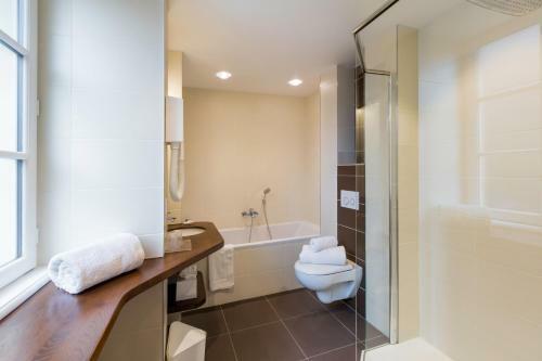 Hotel Best Western Le Dauphin Et Le Spa Du Prieur�