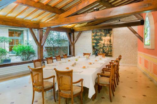 Hotel Best Western Le Dauphin Et Le Spa Du Prieur�