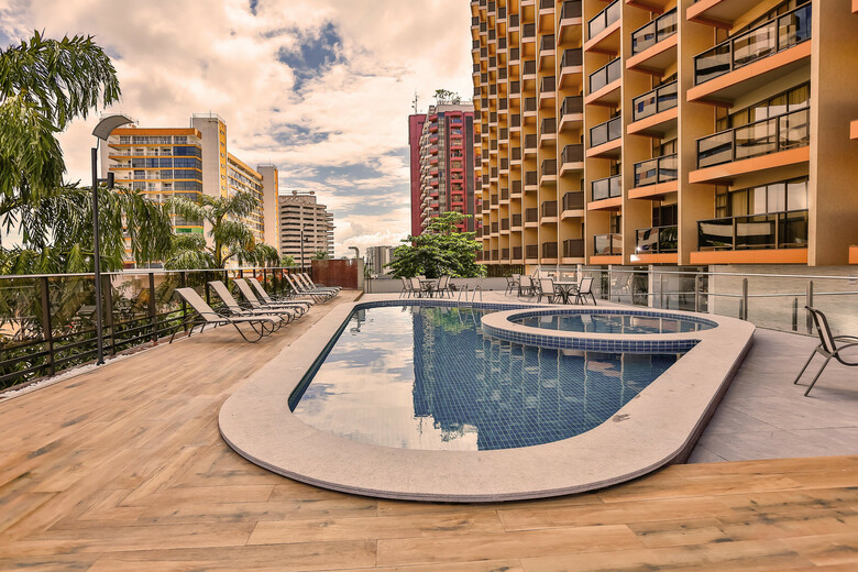 Hotel Kubitschek Plaza