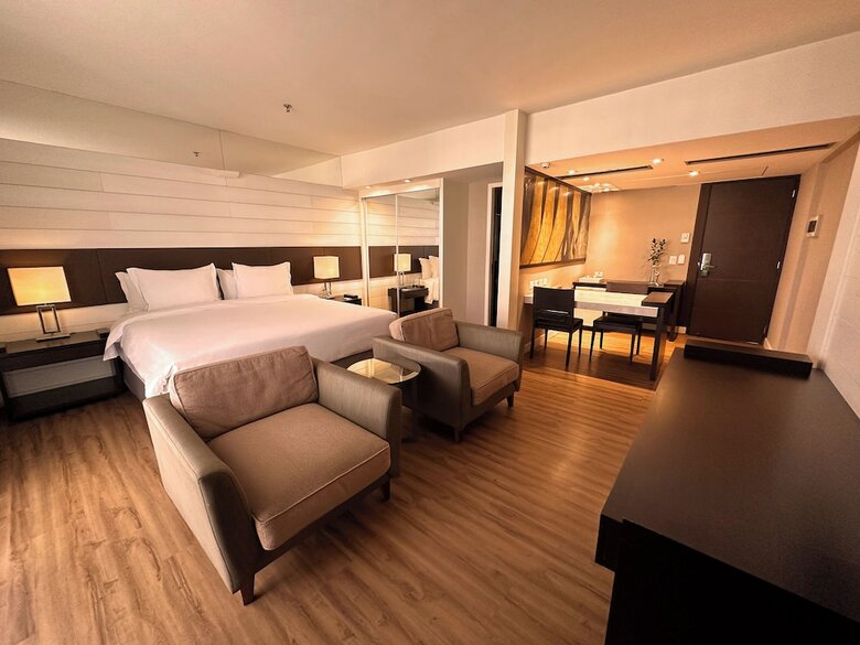 Hotel Kubitschek Plaza
