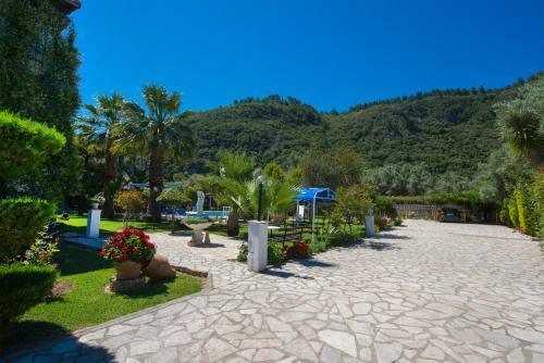 Villa Dimitris Apartments & Bungalows