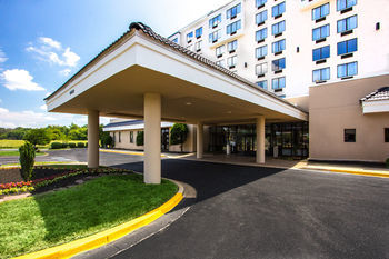 Hotel Clarion Inn & Suites Fairgrounds