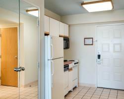 Hotel Quality Inn & Suites Beachfront