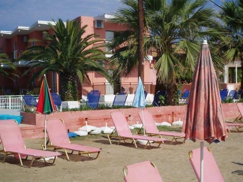 Maria's Beach Apartments