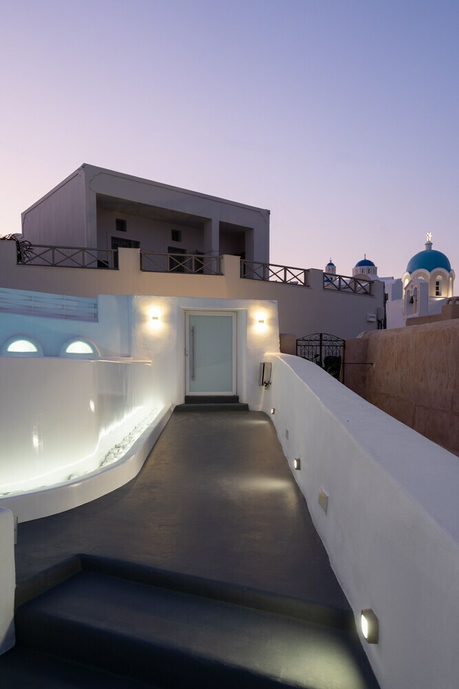 Villa Infinity Collection Fira - Adults Only
