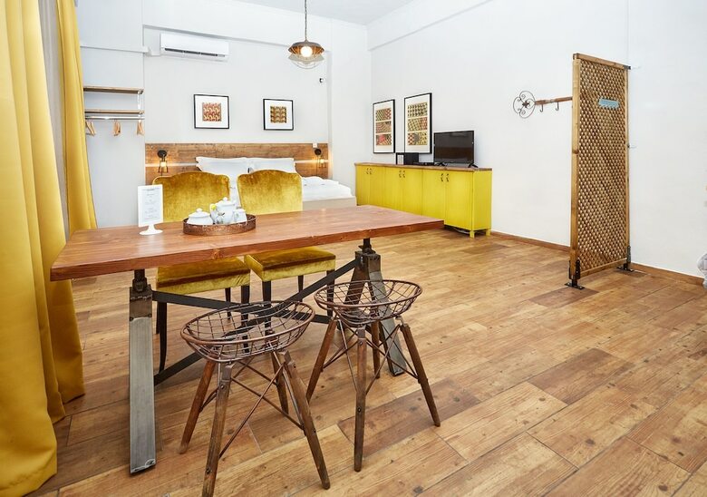 Apartamento Aris Athens Suites