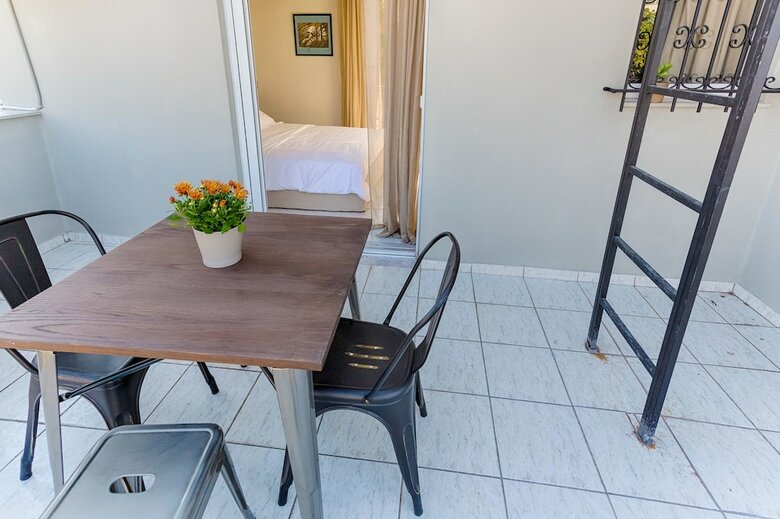 Apartamento Aris Athens Suites