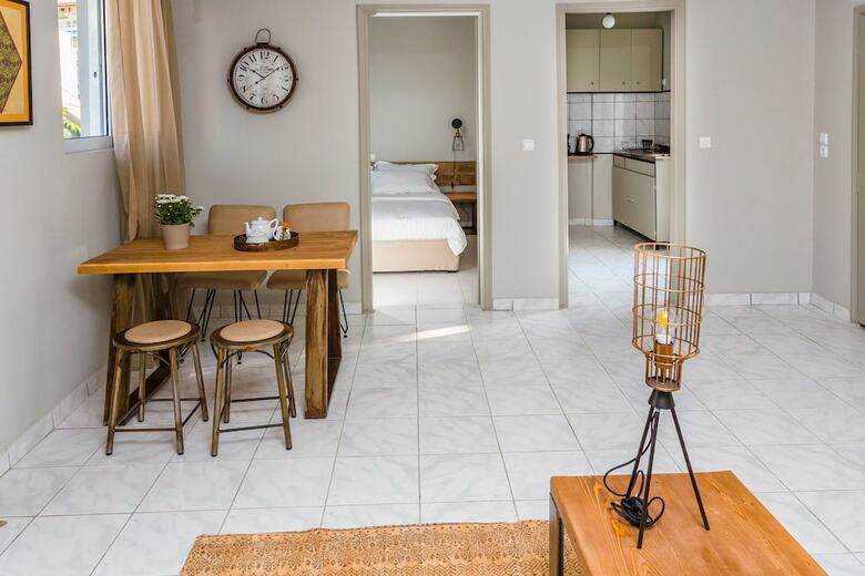 Apartamento Aris Athens Suites