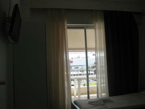 Philippos & Maria Apartments