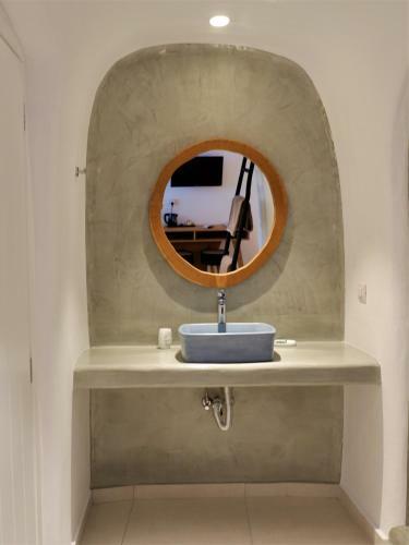 Hostal Iriana Apartments