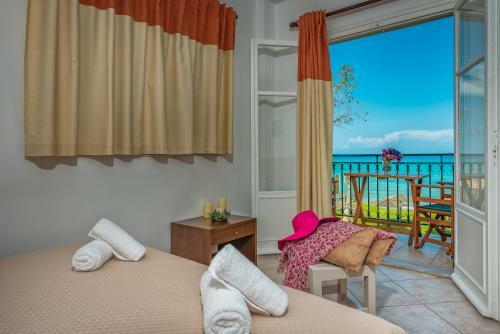 Zarkadis Beach Apartments