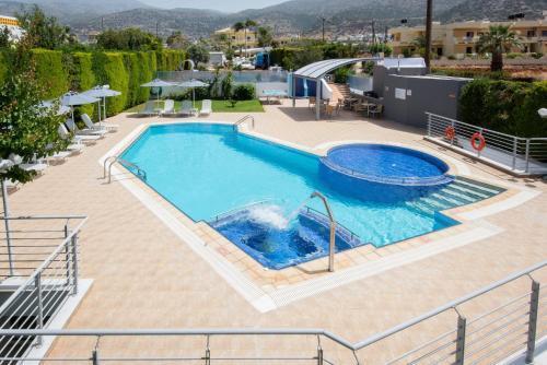 Villa Ria Apartments & Suites