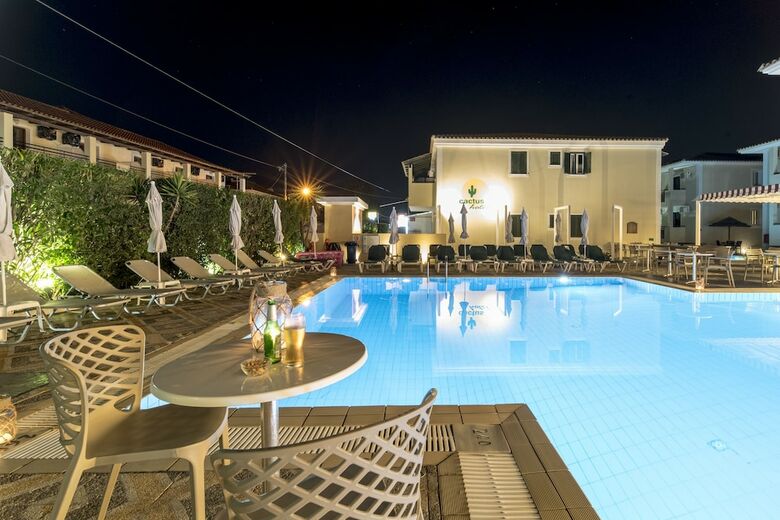 Cactus Hotel